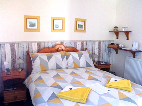 The ground-floor double room at Carrick, with its own en-suite bathroom.